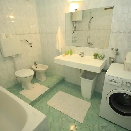 Lavender Apartament *